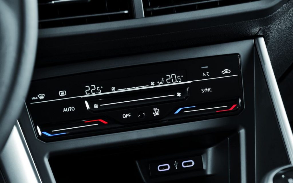 VOLKSWAGEN TAIGO 1817 2022 018 Motor16