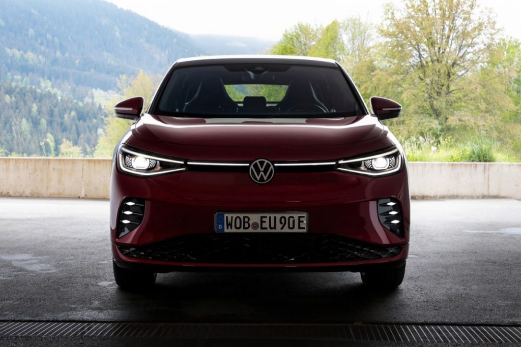 Al volante del Volkswagen ID.5: más atrevido, pero igual de racional 11 Motor16 Volkswagen ID.5 25 Motor16
