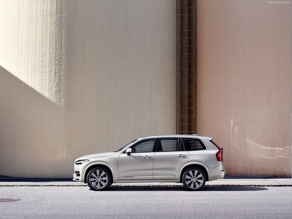 Volvo XC90 Recharge.