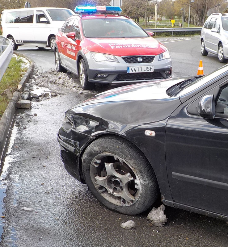 La multa de la DGT si no detienes el coche tras presenciar un accidente 2 Motor16 accidente 6 Motor16