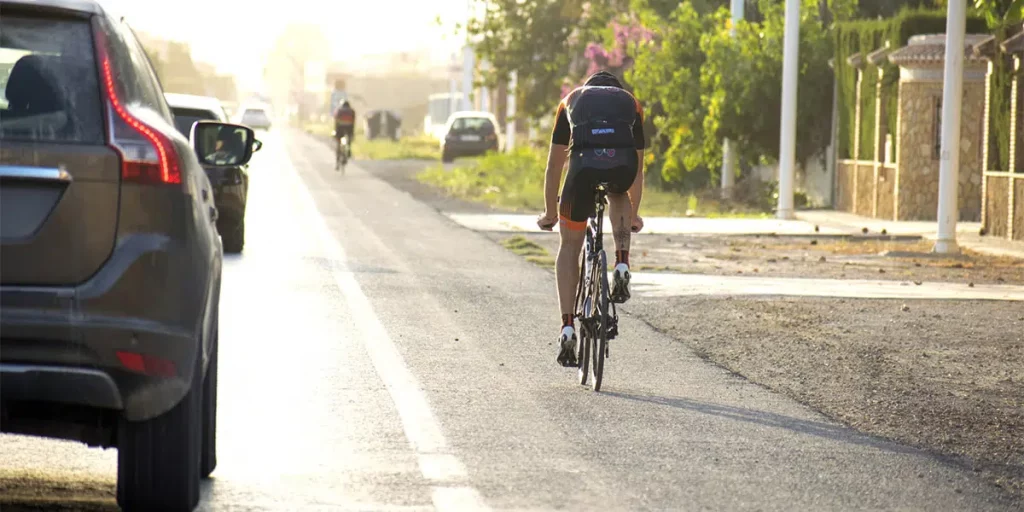 Donde se encuentran las nuevas motos camufladas de la DGT 33 Motor16 Mayor distancia con los ciclistas