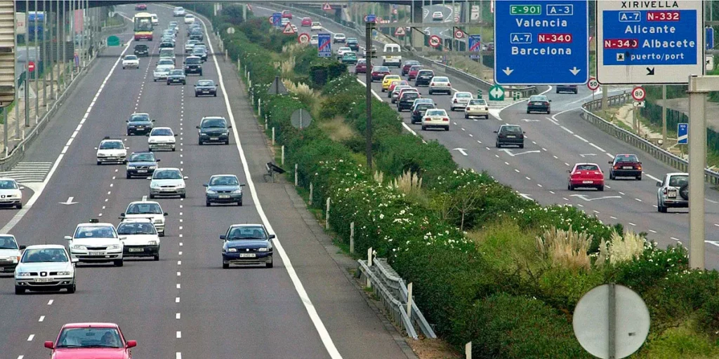 Esta es la diferencia entre gasolina 95, diésel o 98 octanos 80 Motor16 Evitar circular en zonas de tránsito cargado