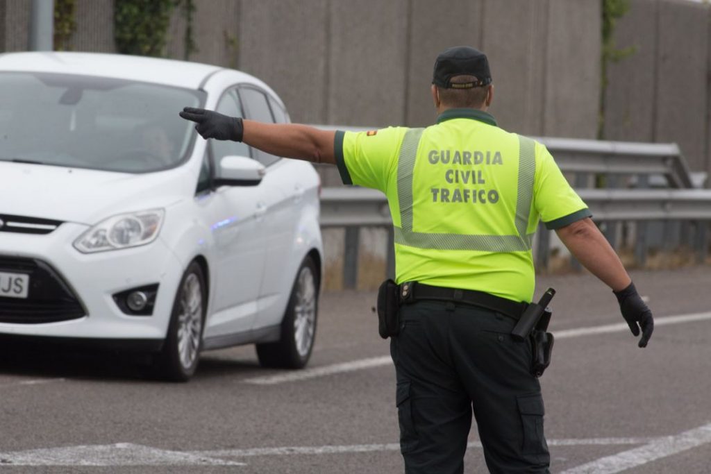 La multa que la DGT debería ponerte y no lo hace 91 Motor16 carril central 3 Motor16
