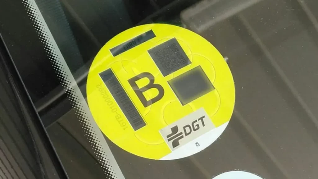 Estas son las nuevas restricciones a los coches con etiqueta C y B
