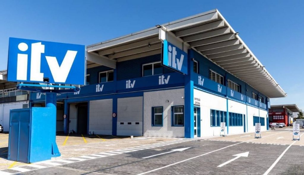 A quién acudir frente a un problema con un coche eléctrico 8 Motor16 ITV: Importancia de la reforma eléctrica