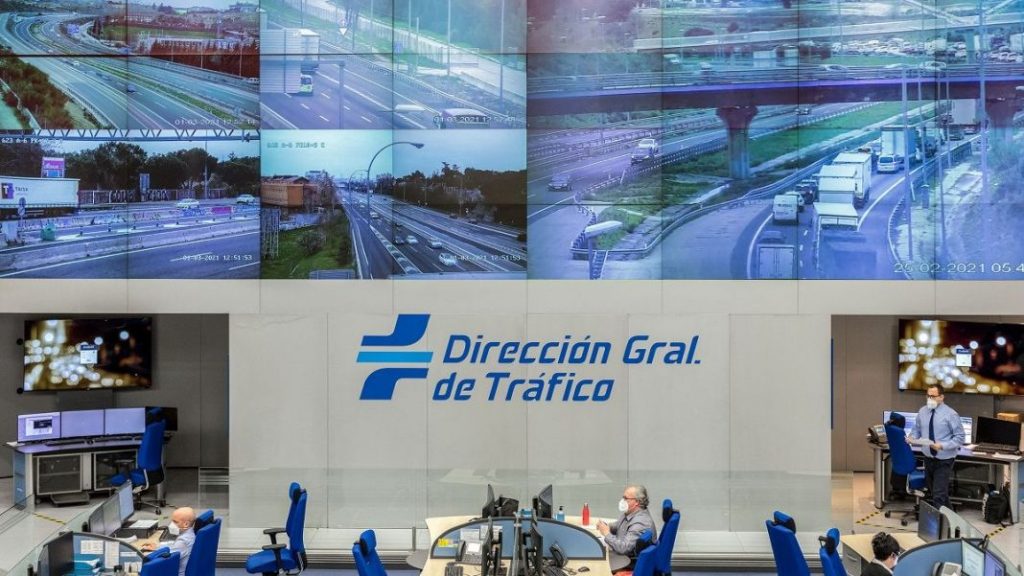 Hacerlo de forma presencial o por Internet