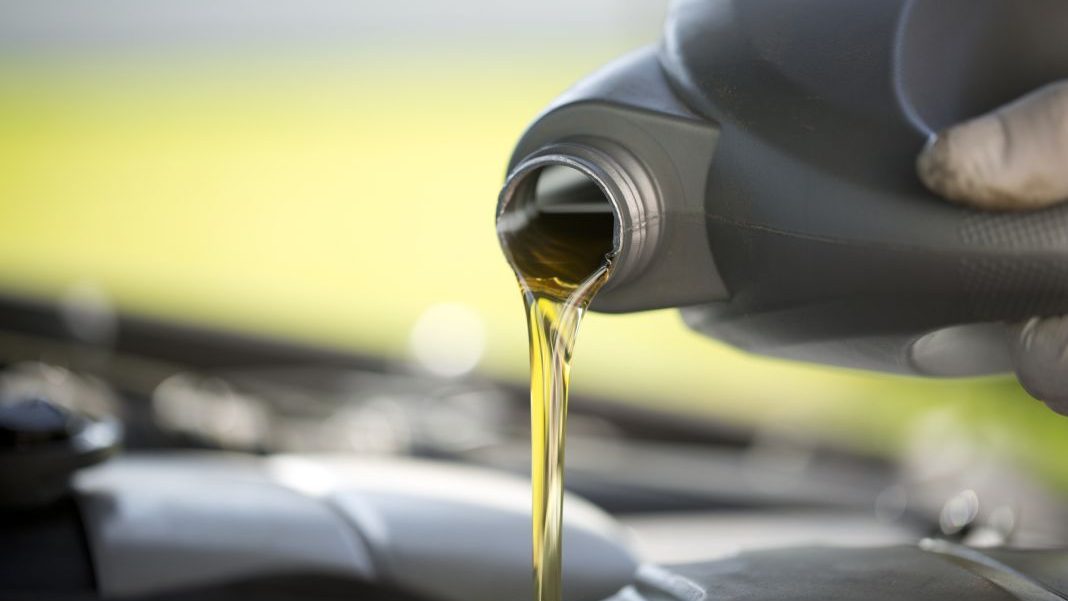 Cómo revisar el nivel de aceite del coche: la guía definitiva 119 Motor16 aceite
