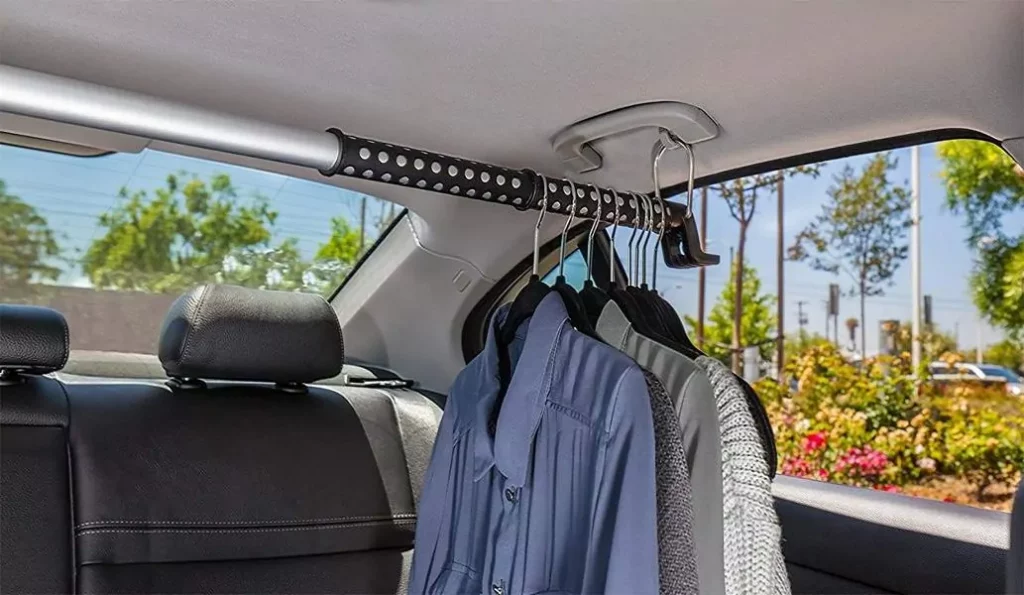 Uso esencial de las agarraderas del coche