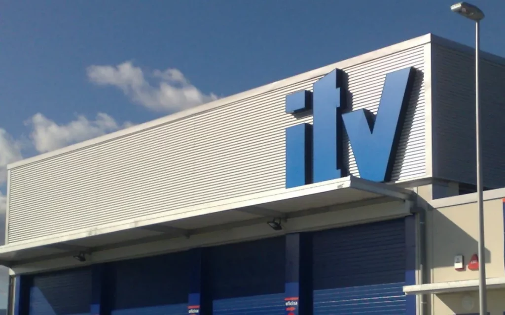 Cómo pasar la ITV con este aditivo de solo 14 euros 83 Motor16 Acudir a la ITV es fundamental
