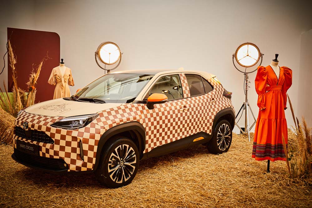 toyotayariscrossbyiqcollection3 Motor16