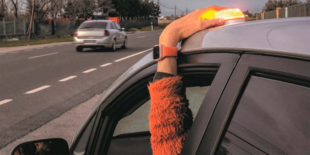 Luz V16 homologada y conectada