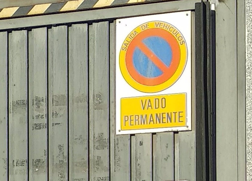 Si aparcas en tu vado, esta es la multa que te ponen 132 Motor16 vado 5 Motor16