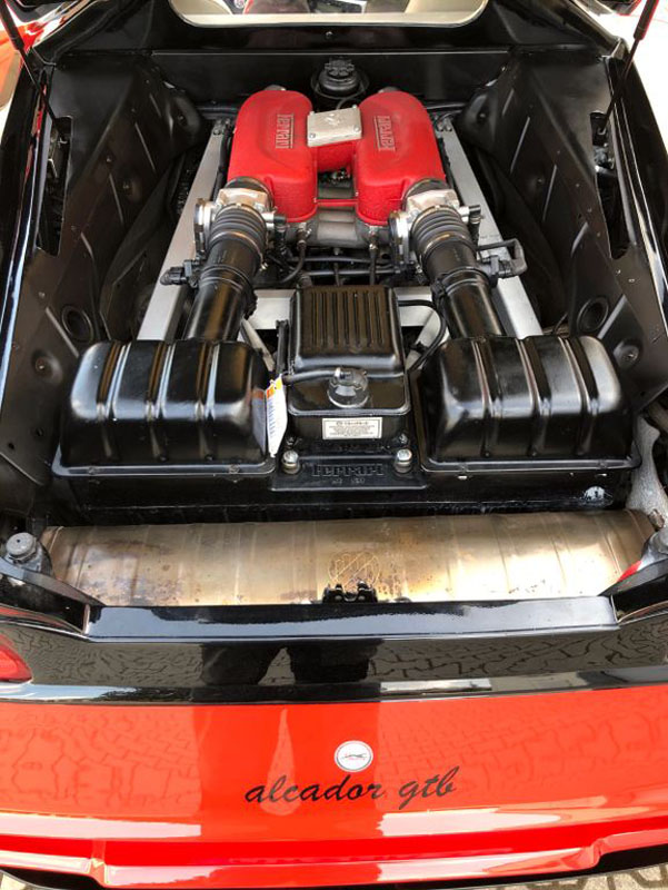 Debajo de este Sbarro hay un Ferrari 360 Módena. Y te está buscando 6 Motor16 2000 Sbarro Alcador 4 Motor16