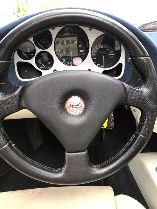 Debajo de este Sbarro hay un Ferrari 360 Módena. Y te está buscando 11 Motor16 2000 Sbarro Alcador 9 Motor16