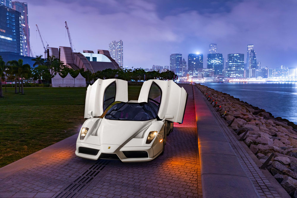 Este Ferrari Enzo es único y de ahí que cueste aún más caro que el resto 3 Motor16 2003 Ferrari Enzo Blanco 13 Motor16