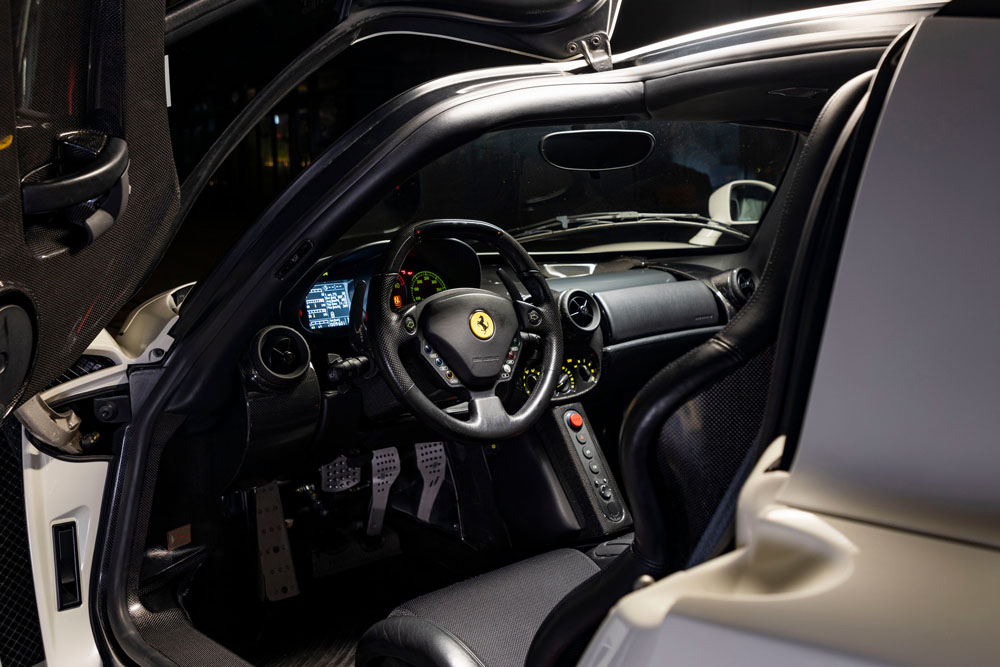 Ferrari Enzo Bianco Avus. Imagen interior.