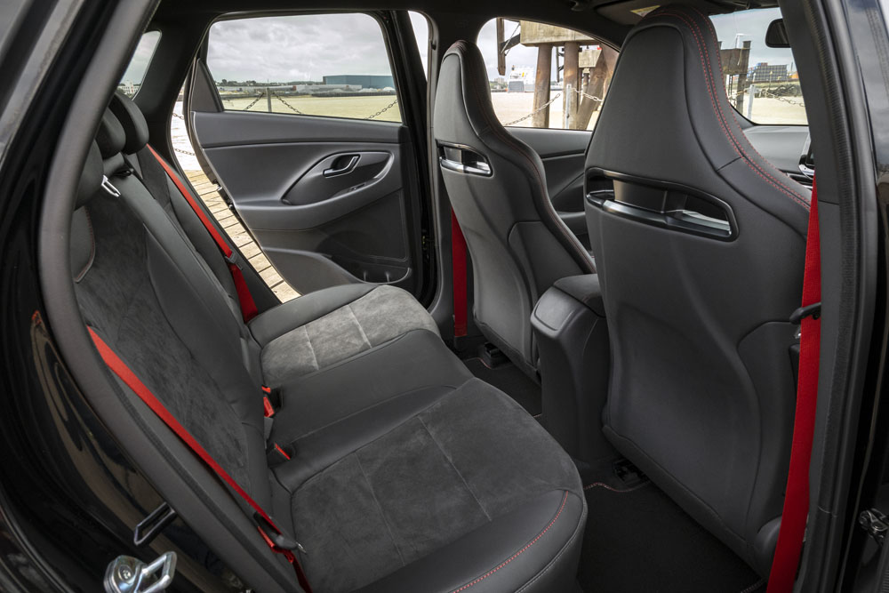 Los exclusivos Hyundai i30 N Drive-N Limited Edition se ponen a la venta 8 Motor16 2022 Hyundai i30 N DRIVE N 8 Motor16