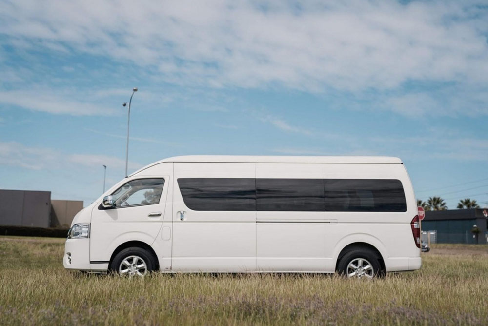 El Toyota HiAce ahora es eléctrico y tiene marca china 8 Motor16 2022 Joylong E6 Electric Bus 4 Motor16