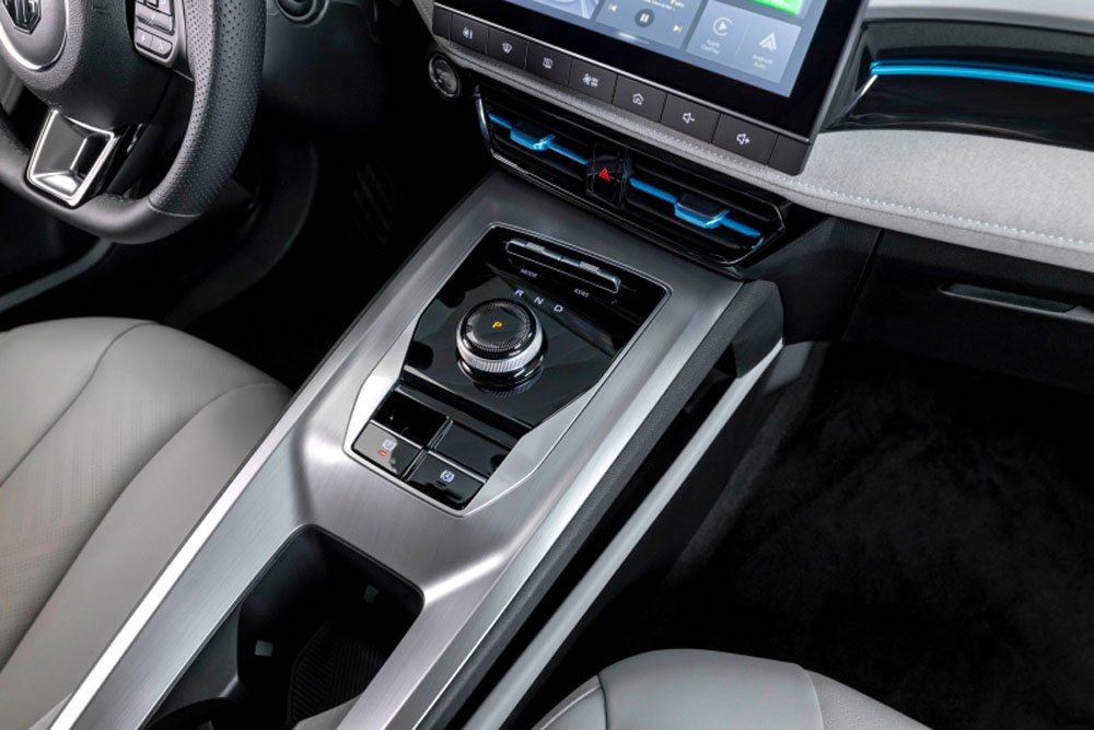 El interesante MG5 EV se pone a tono 11 Motor16 2022 MG5 EV 6 Motor16