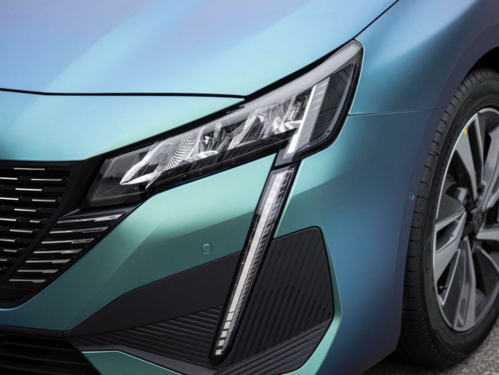 2022 Peugeot 408 Sedan 7 Motor16