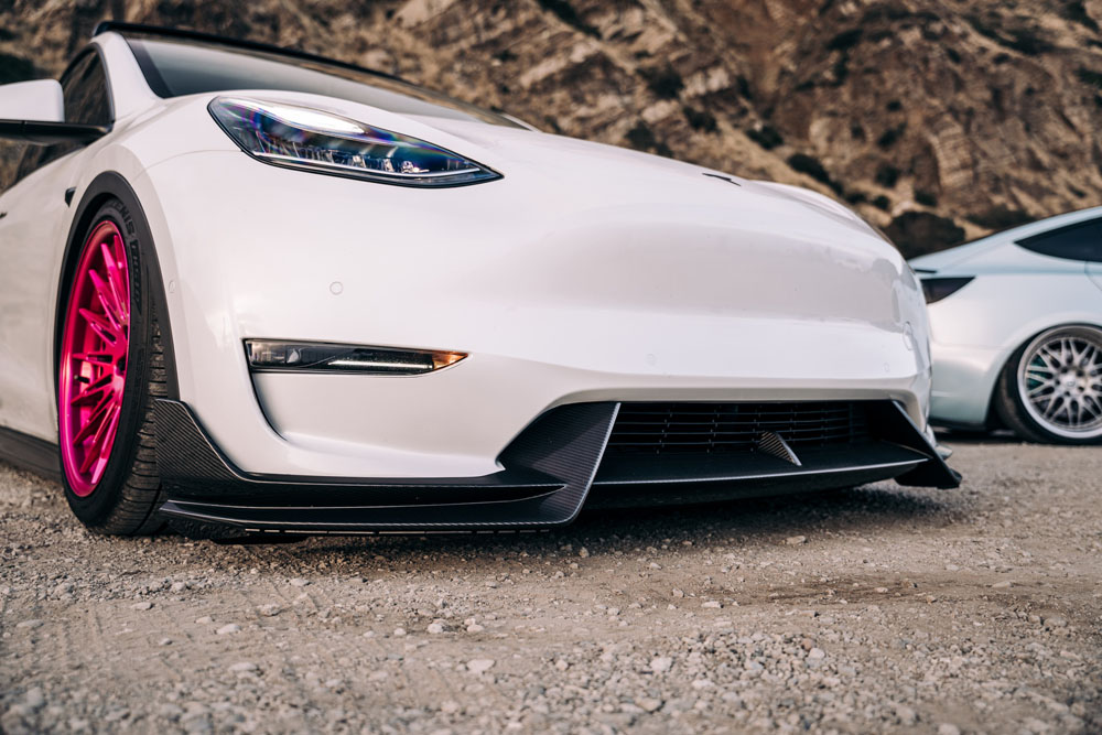 ADRO firma este kit aerodinámico para los Tesla Model 3 y Model Y 27 Motor16 2022 Tesla ADRO Aero Kit 15 Motor16