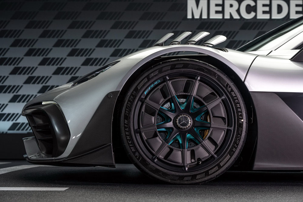 Mercedes-AMG One. La tecnología de Fórmula 1 pisa la calle 2 Motor16 Mercedes-AMG One. Imagen detalle llanta.