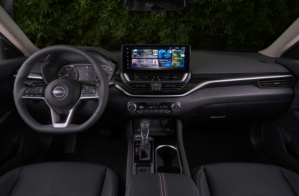 Nissan Altima. Se pone a tono en Estados Unidos 2 Motor16 Nissan Altima 2023. Imagen interior
