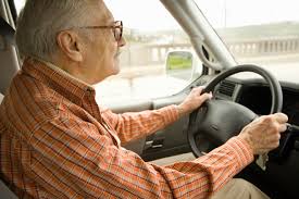Las señales clave para decir adiós al carnet de conducir 57 Motor16 Conducir a partir de los 65 años