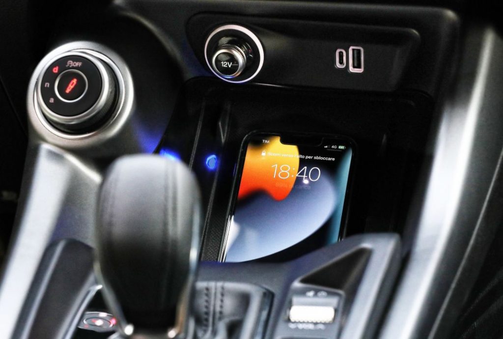 Conducimos el Alfa Romeo Tonale, un SUV deportivo y funcional 36 Motor16 Alfa Romeo Tonaleinteriors details 8 Motor16