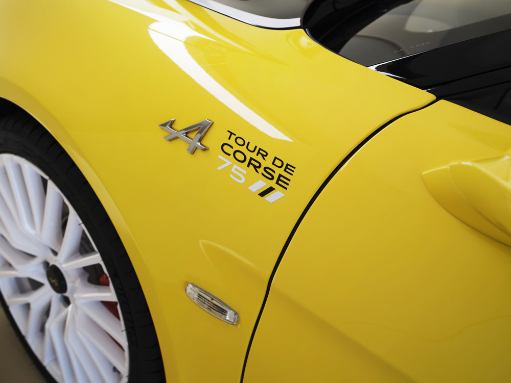 Alpine Tour de Corse 75 15 Motor16