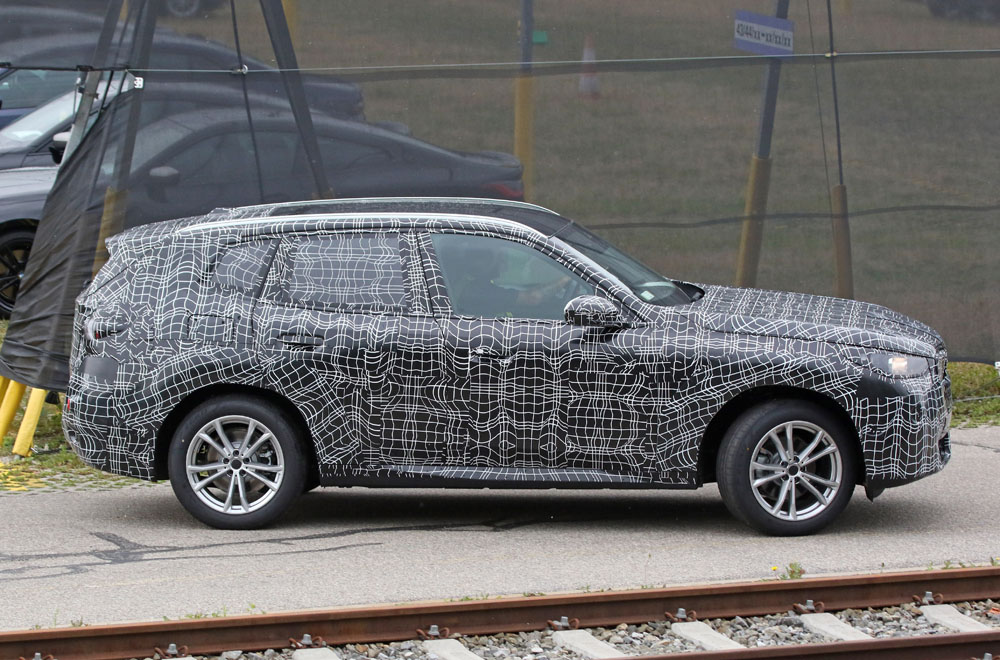 El BMW X3 de nueva generación muestra su estilo 2 Motor16 BMW X3