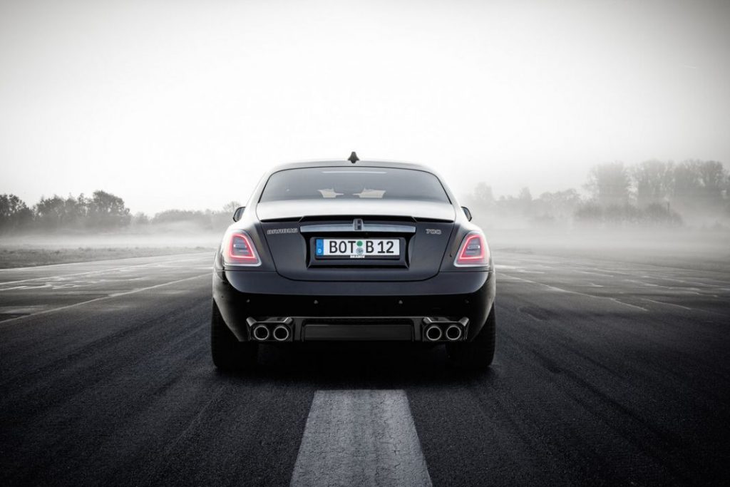 Brabus 700 Rolls-Royce Ghost. Un auténtico icono del lujo 2 Motor16 BRABUS 700 based on Rolls Royce Ghost Extended Outdoor klein 5 1170x780 2 Motor16