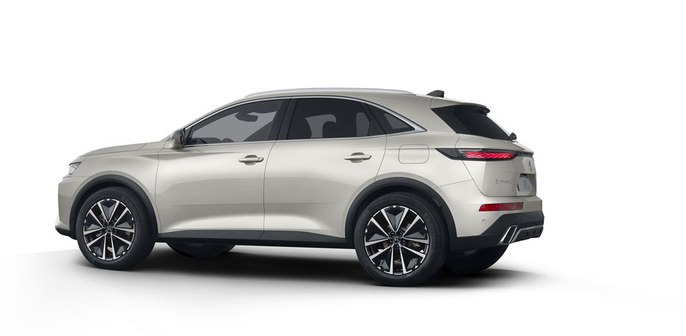 DS 7 2023: más refinamiento y un extra de potencia 15 Motor16 DS 7 Crossback 2023 3 Motor16