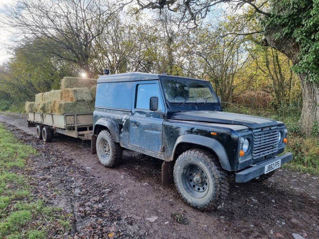 Electrogenic Land Rover Defender eléctrico 14 Motor16