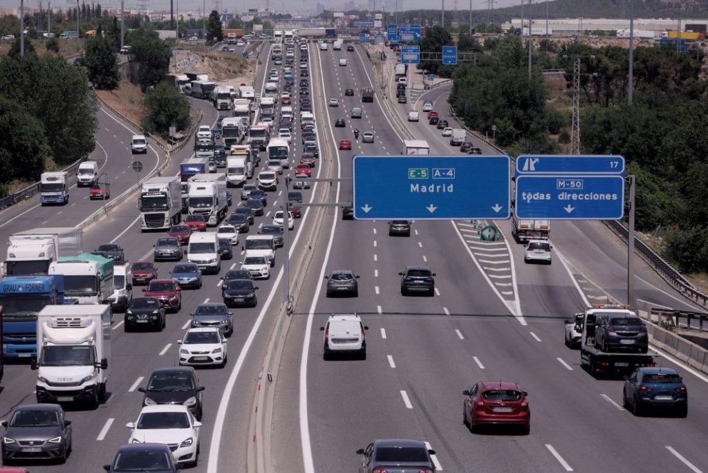 Operación retorno de Semana Santa: Las carreteras y las horas en las que debes evitar coger el coche 174 Motor16 EuropaPress 3774375 trafico coches autovia sur a 4 antiguamente llamada autovia andalucia Motor16