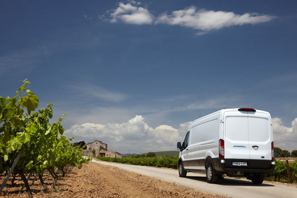 Ford E-Transit: ¿compensa pagar el doble? 12 Motor16 Ford E Transit 24 Motor16