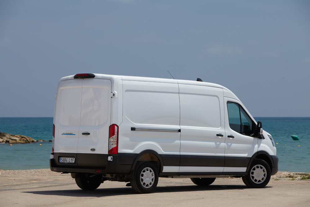 Ford E-Transit: ¿compensa pagar el doble? 17 Motor16 Ford E Transit 29 Motor16