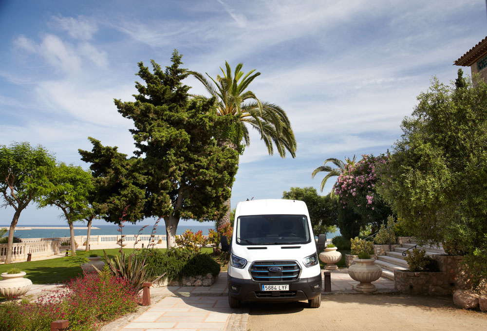 Ford E-Transit: ¿compensa pagar el doble? 21 Motor16 Ford E Transit 33 Motor16