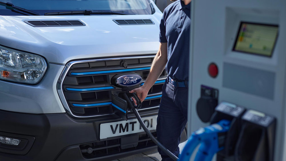 Ford E-Transit: ¿compensa pagar el doble? 27 Motor16 Ford E Transit 39 Motor16