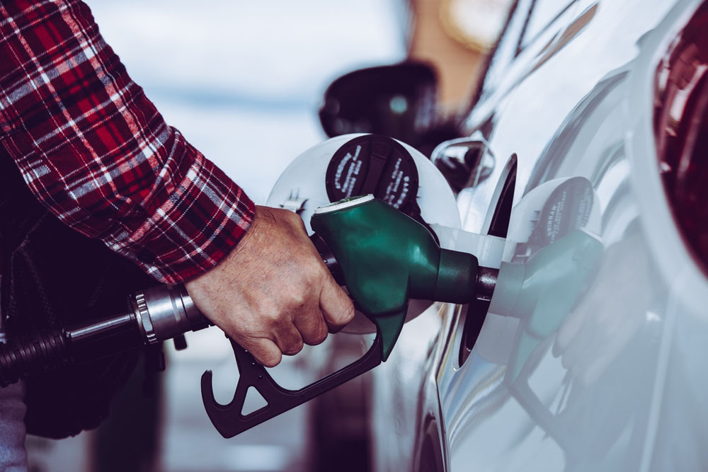 La Comunidad Autónoma que en 2030 quiere que no tengas un coche gasolina ni diésel 1 Motor16 Gasolinera. Repostar. Gasolina. Comunidad Autónoma.