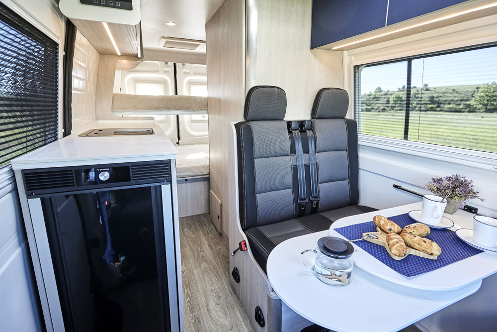 Iveco Daily Camper, mejoras en esta segunda vivienda 21 Motor16 Iveco Daily Camper 20 Motor16