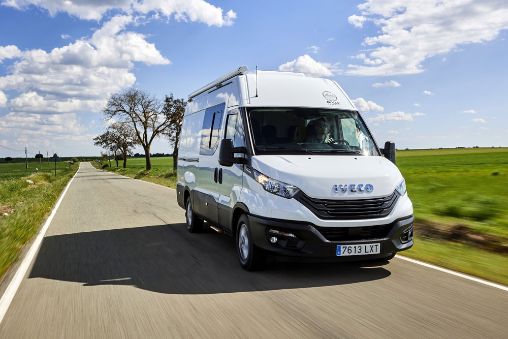 Iveco Daily Camper, mejoras en esta segunda vivienda 4 Motor16 Iveco Daily Camper 3 Motor16