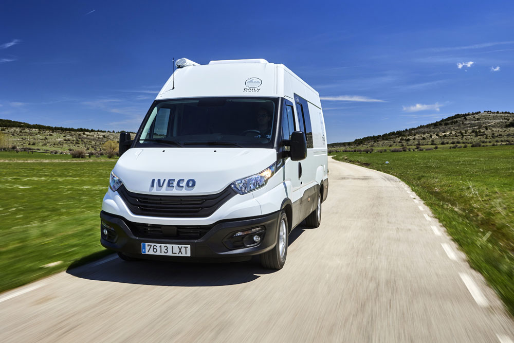 Iveco Daily Camper, mejoras en esta segunda vivienda 6 Motor16 Iveco Daily Camper 5 Motor16
