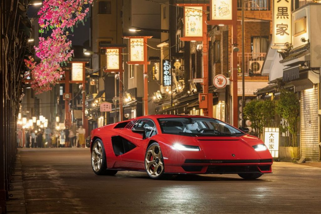 Lamborghini Countach LPI 800-4: ni esta joya se libra de los problemas 2 Motor16 Lamborghini Countach LPI 800-4. Imagen estática frontal.