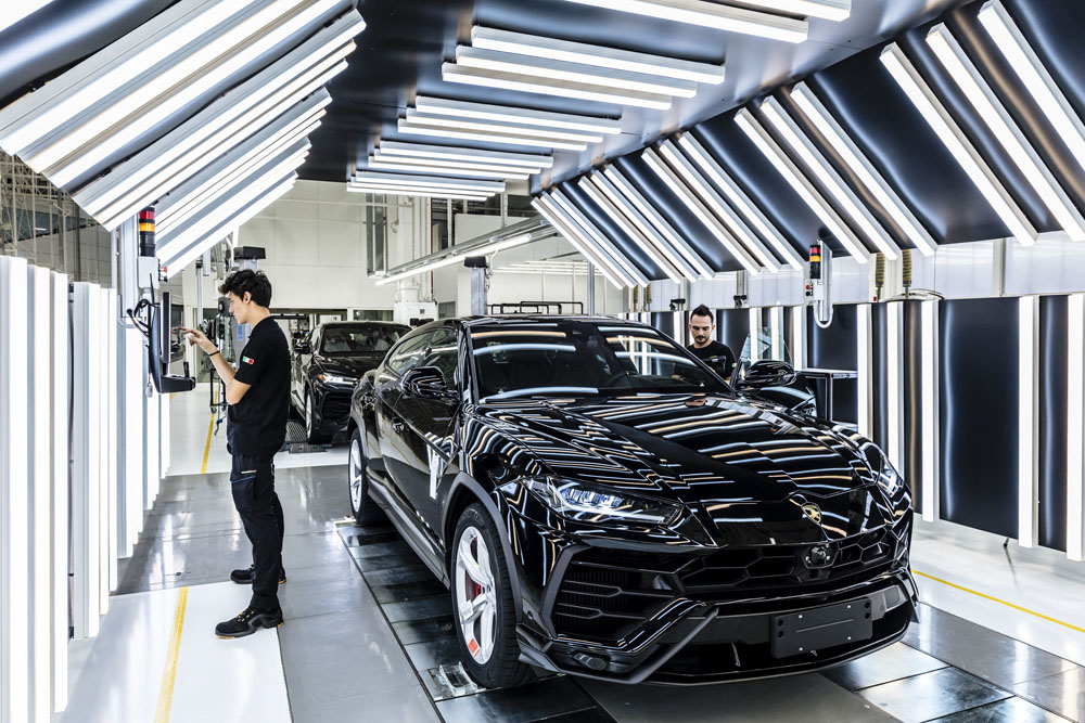 Lamborghini Urus, el Rey Midas de la marca 2 Motor16 Fábrica de Lamborghini Urus.