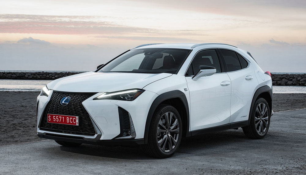 Lexus UX.