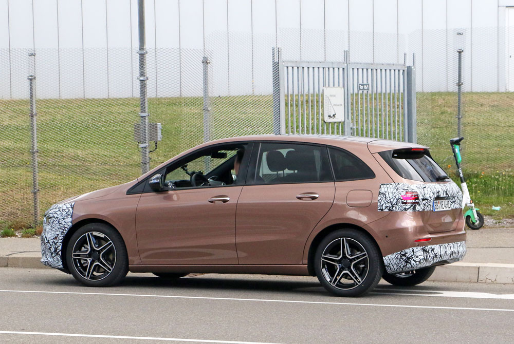 La nueva cara del Mercedes Clase B 11 Motor16 MERCEDES CLASE B 11 Motor16