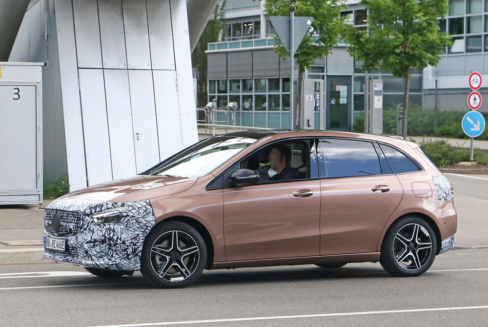 La nueva cara del Mercedes Clase B 8 Motor16 MERCEDES CLASE B 8 Motor16