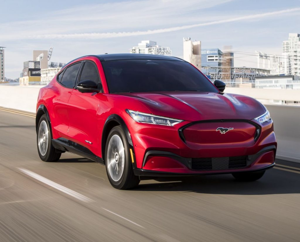 Ford plantará cara al Tesla Model Y con un nuevo SUV de siete asientos 1 Motor16 Ford Mustang Mach-e