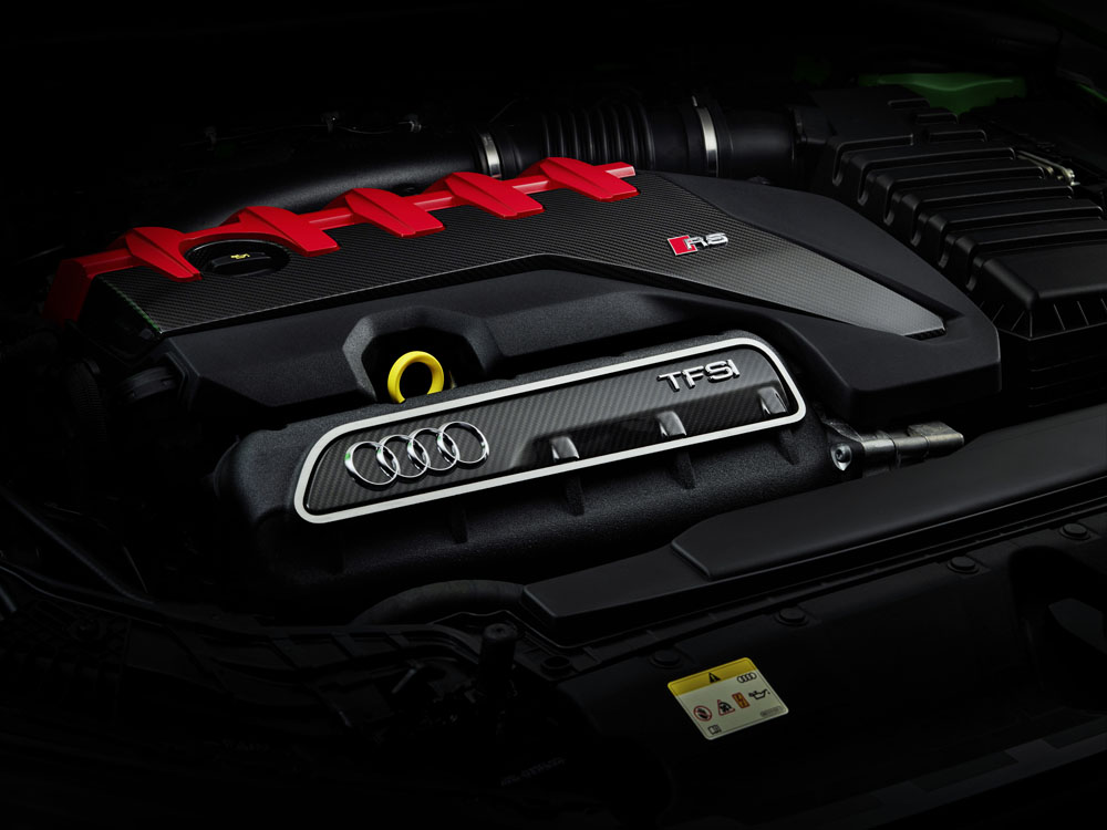 Manhart RS 3 500: para los que el Audi RS 3 les sabe a poco 4 Motor16 Manhart RS 3 500 9 Motor16
